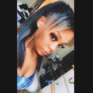 Meet your Posher, Keyossa